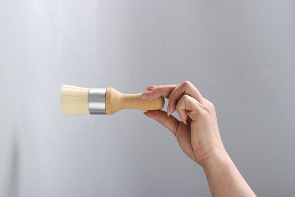 Round nose brush   